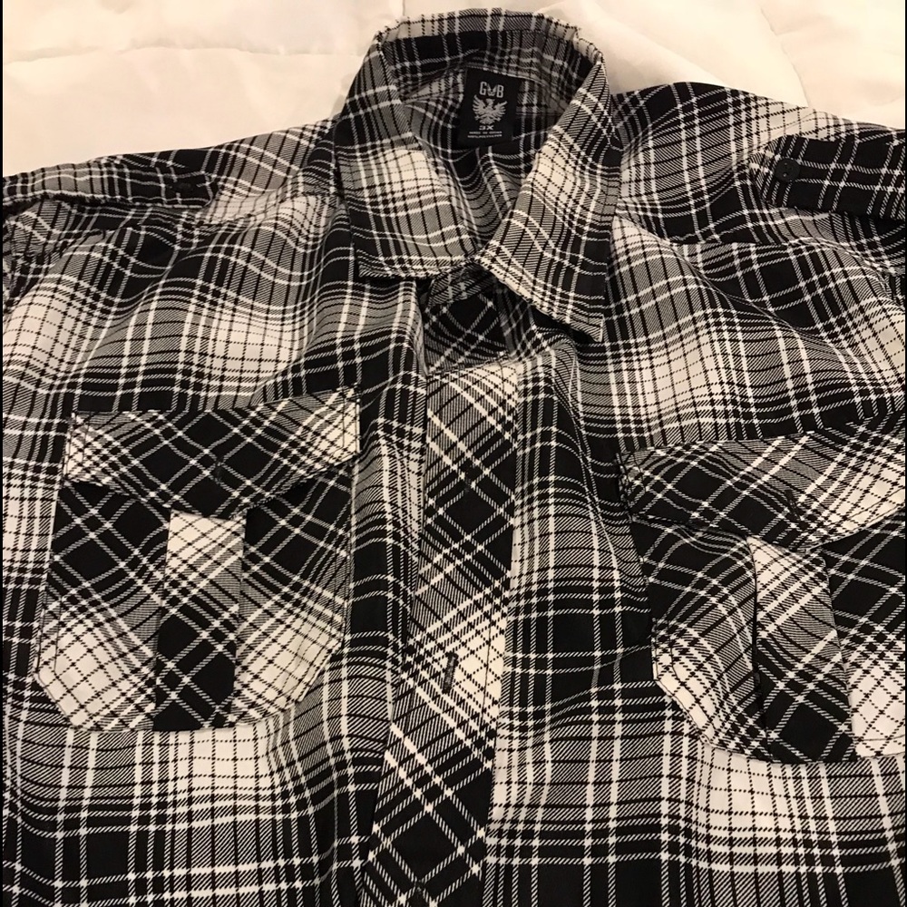 Shirt - Picture 3 of 3